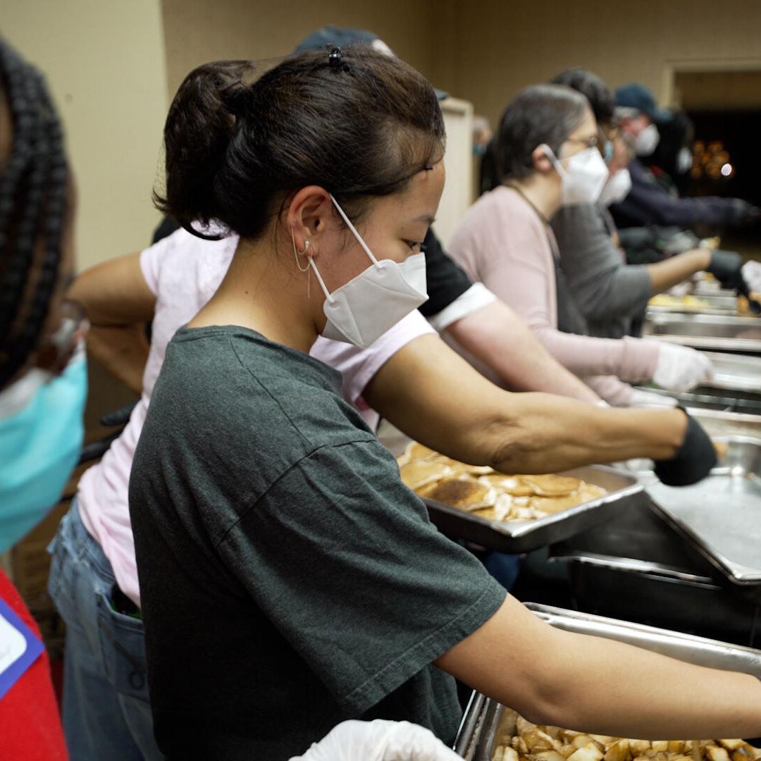 Thanksgiving morning at Wayside Christian Mission in Louisville